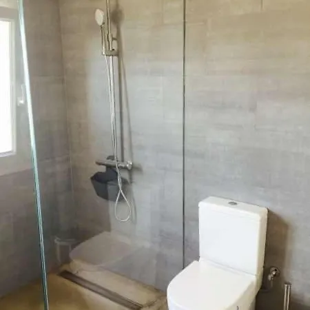 Sleeps 4 Wifi * La Costa