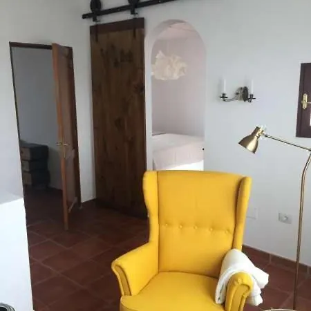 Lägenhet Sleeps 4 Wifi